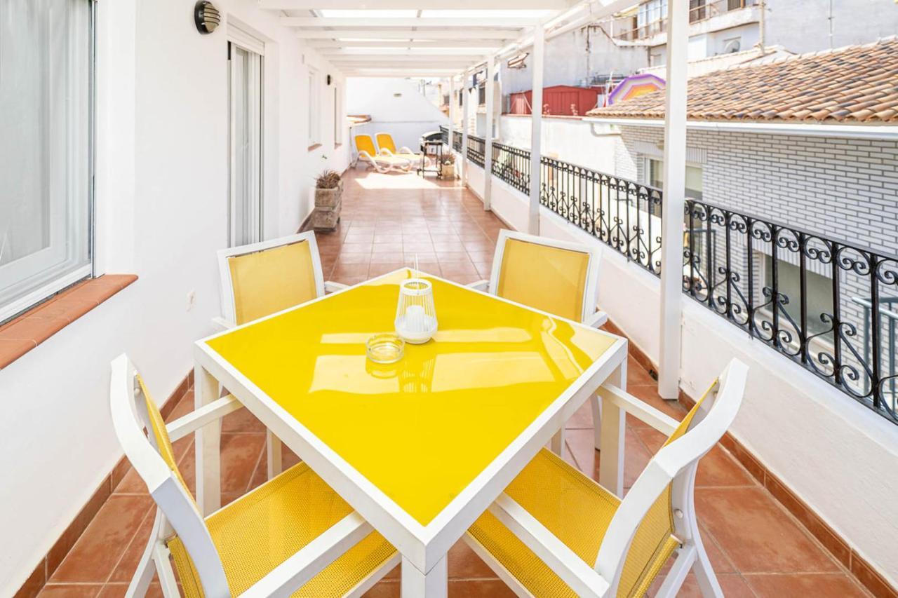 Atico La Barca By Paradise Gold Rentals Benidorm Exterior photo